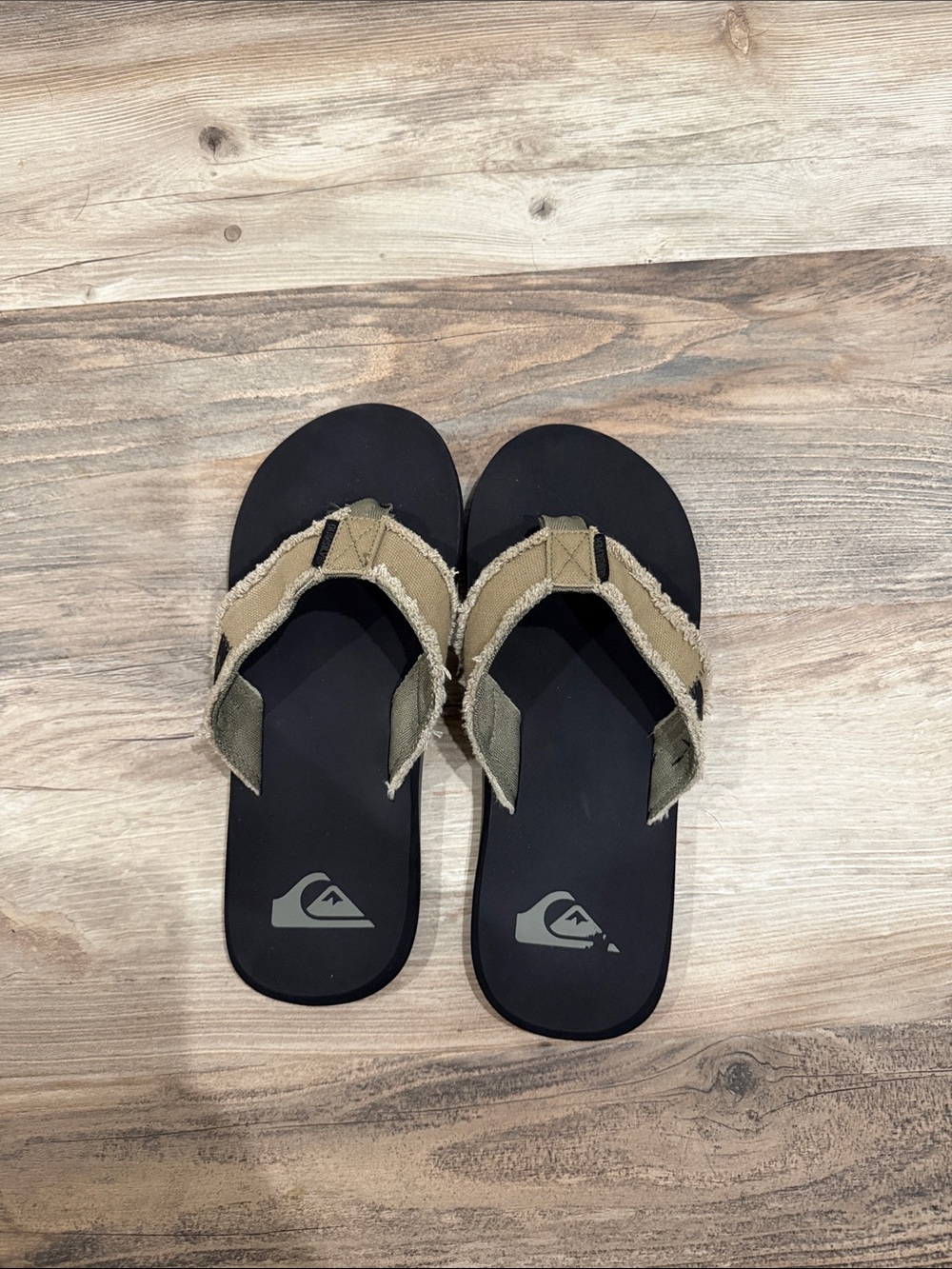 Quiksilver Black Flip Flops with Tan Straps